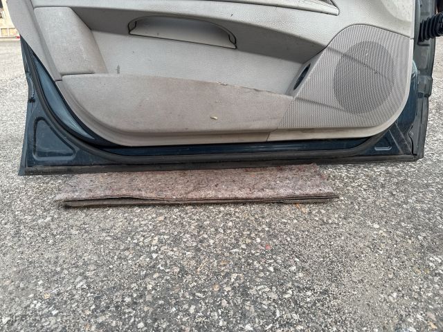 bontott MERCEDES-BENZ E-CLASS Bal első Ajtó (Részeivel)