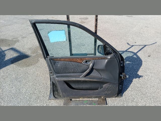 bontott MERCEDES-BENZ E-CLASS Bal első Ajtó (Részeivel)
