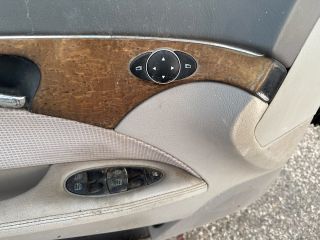 bontott MERCEDES-BENZ E-CLASS Bal első Ajtó (Részeivel)