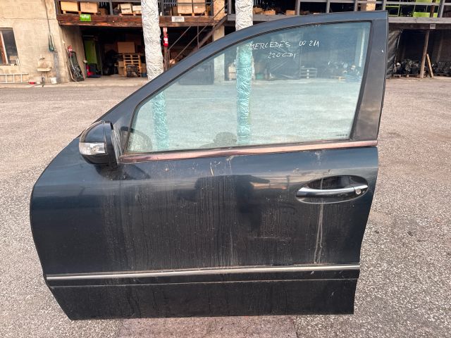 bontott MERCEDES-BENZ E-CLASS Bal első Ajtó (Részeivel)