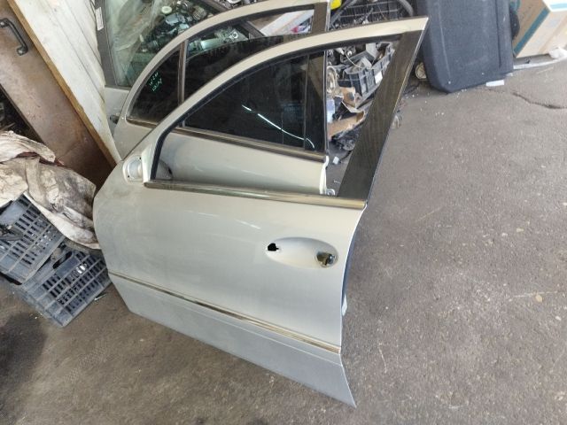 bontott MERCEDES-BENZ E-CLASS Bal első Ajtó (Üres lemez)
