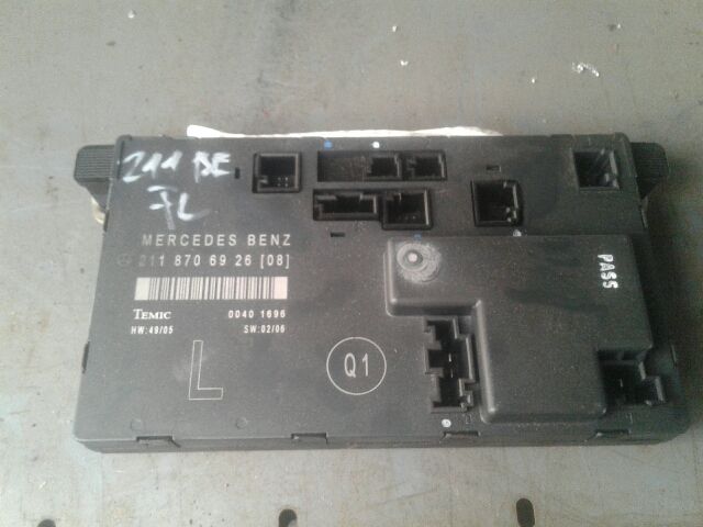 bontott MERCEDES-BENZ E-CLASS Bal első Ajtó Vezérlőegység