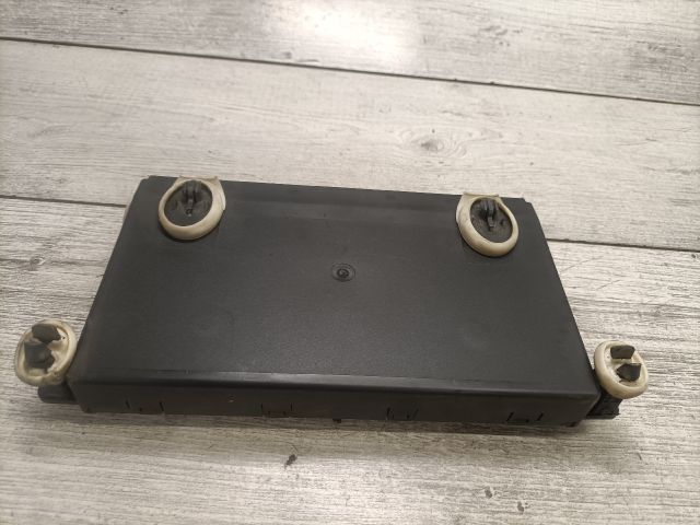 bontott MERCEDES-BENZ E-CLASS Bal első Ajtó Vezérlőegység