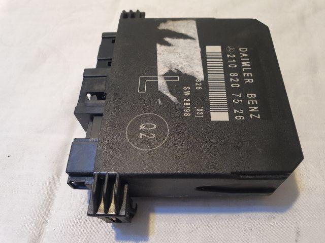 bontott MERCEDES-BENZ E-CLASS Bal első Ajtó Vezérlőegység