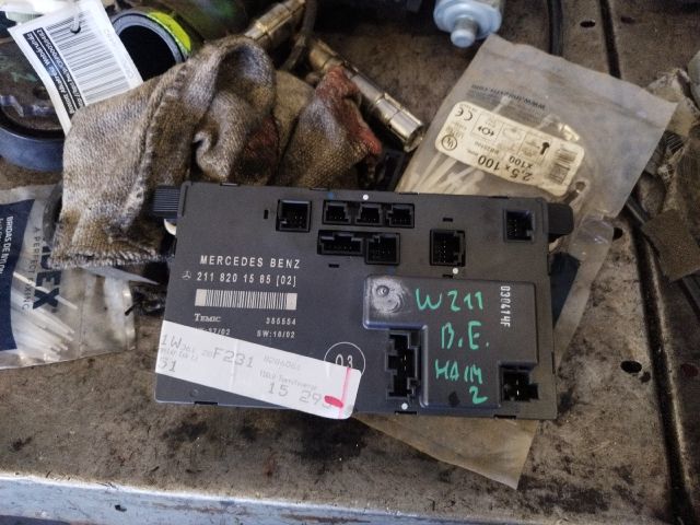 bontott MERCEDES-BENZ E-CLASS Bal első Ajtó Vezérlőegység