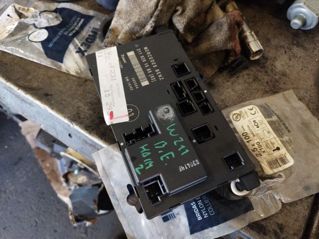 bontott MERCEDES-BENZ E-CLASS Bal első Ajtó Vezérlőegység