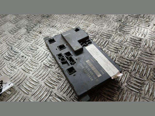 bontott MERCEDES-BENZ E-CLASS Bal első Ajtó Vezérlőegység