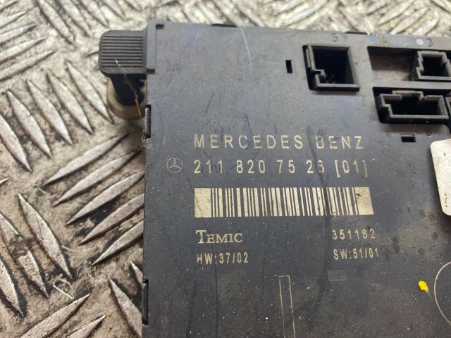 bontott MERCEDES-BENZ E-CLASS Bal első Ajtó Vezérlőegység