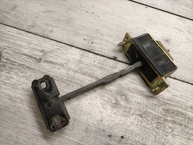 bontott MERCEDES-BENZ E-CLASS Bal első Ajtóhatároló