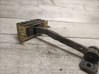 bontott MERCEDES-BENZ E-CLASS Bal első Ajtóhatároló