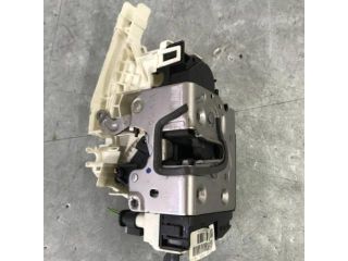 bontott MERCEDES-BENZ E-CLASS Bal első Ajtózár