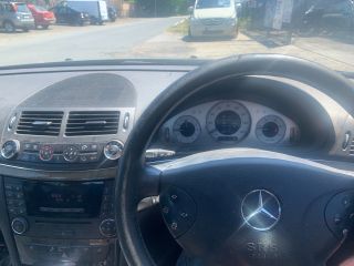 bontott MERCEDES-BENZ E-CLASS Bal első Ajtózár