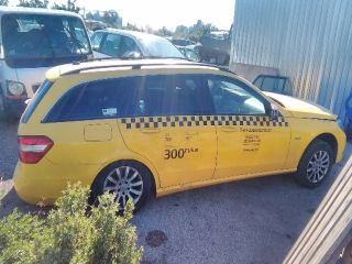 bontott MERCEDES-BENZ E-CLASS Bal első Gumikéder