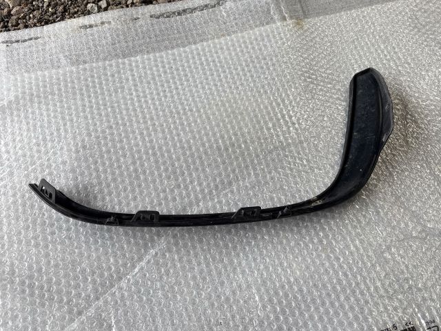 bontott MERCEDES-BENZ E-CLASS Bal első Lökhárító Díszléc