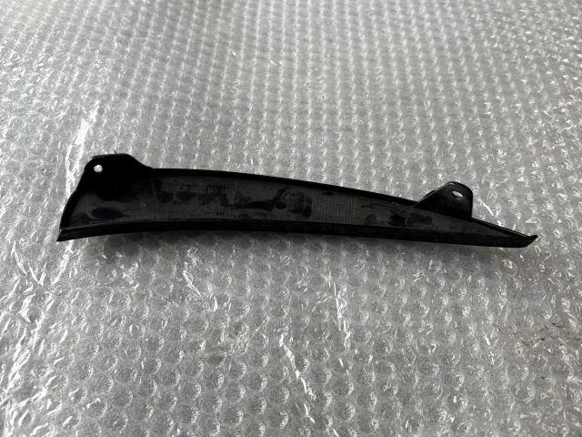 bontott MERCEDES-BENZ E-CLASS Bal első Lökhárító Díszléc