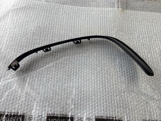 bontott MERCEDES-BENZ E-CLASS Bal első Lökhárító Díszléc