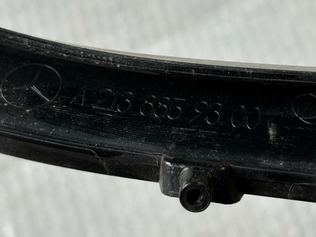 bontott MERCEDES-BENZ E-CLASS Bal első Lökhárító Díszléc