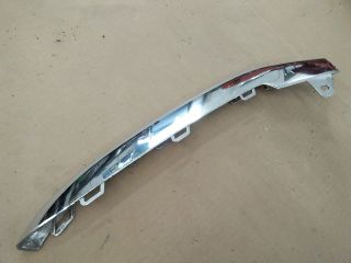 bontott MERCEDES-BENZ E-CLASS Bal első Lökhárító Díszléc