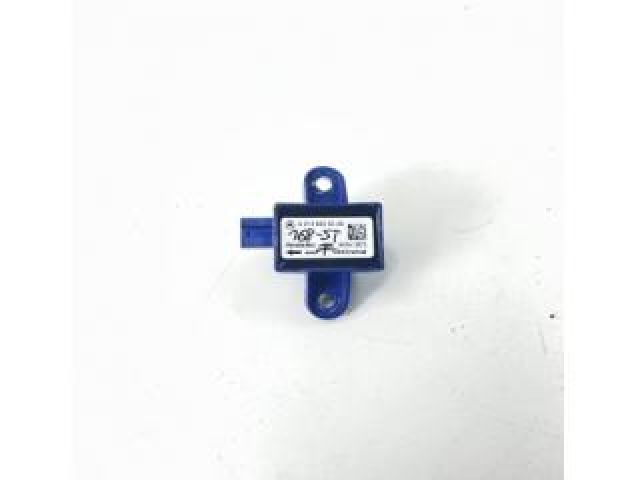 bontott MERCEDES-BENZ E-CLASS Bal első Oldal Ütközés Érzékelő