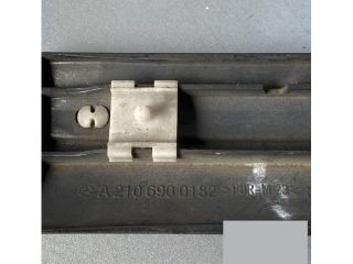 bontott MERCEDES-BENZ E-CLASS Bal első Sárvédő Díszléc