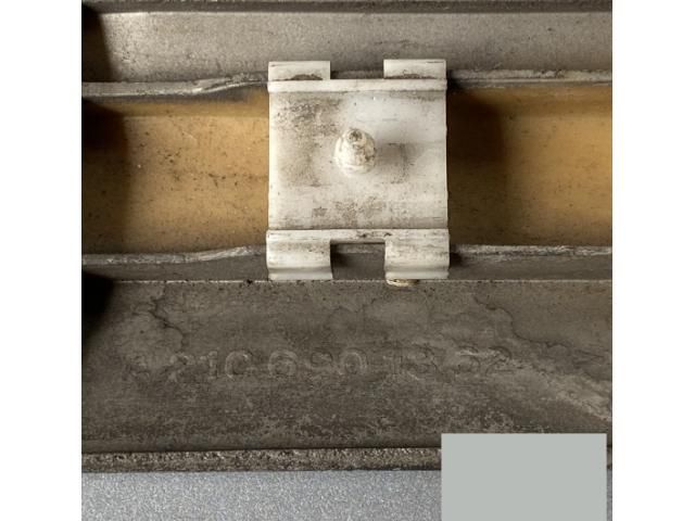 bontott MERCEDES-BENZ E-CLASS Bal első Sárvédő Díszléc