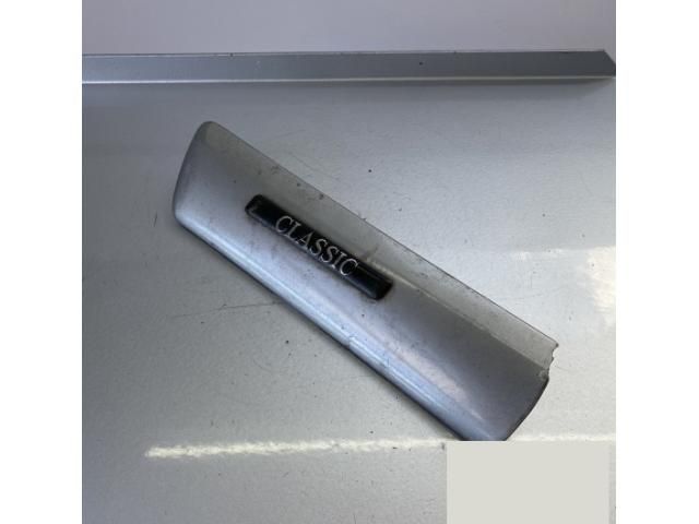 bontott MERCEDES-BENZ E-CLASS Bal első Sárvédő Díszléc