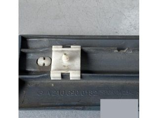 bontott MERCEDES-BENZ E-CLASS Bal első Sárvédő Díszléc