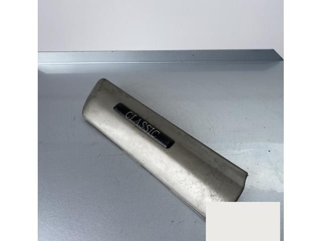 bontott MERCEDES-BENZ E-CLASS Bal első Sárvédő Díszléc