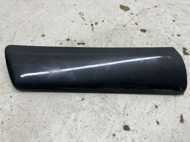 bontott MERCEDES-BENZ E-CLASS Bal első Sárvédő Díszléc