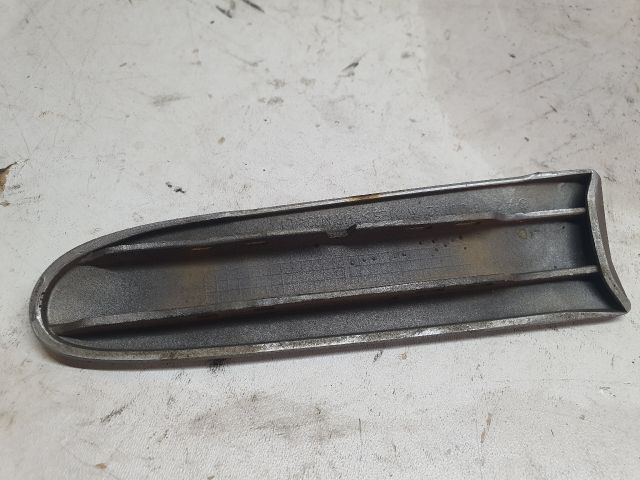 bontott MERCEDES-BENZ E-CLASS Bal első Sárvédő Díszléc