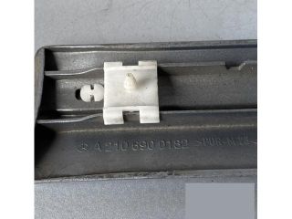 bontott MERCEDES-BENZ E-CLASS Bal első Sárvédő Díszléc