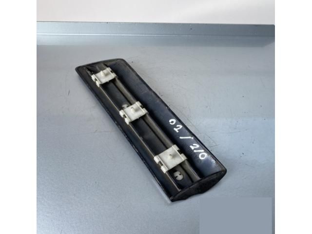 bontott MERCEDES-BENZ E-CLASS Bal első Sárvédő Díszléc