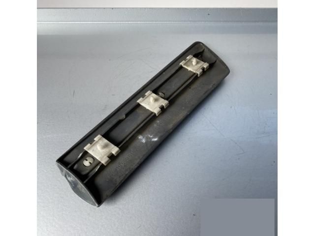 bontott MERCEDES-BENZ E-CLASS Bal első Sárvédő Díszléc