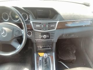 bontott MERCEDES-BENZ E-CLASS Bal első Sárvédő