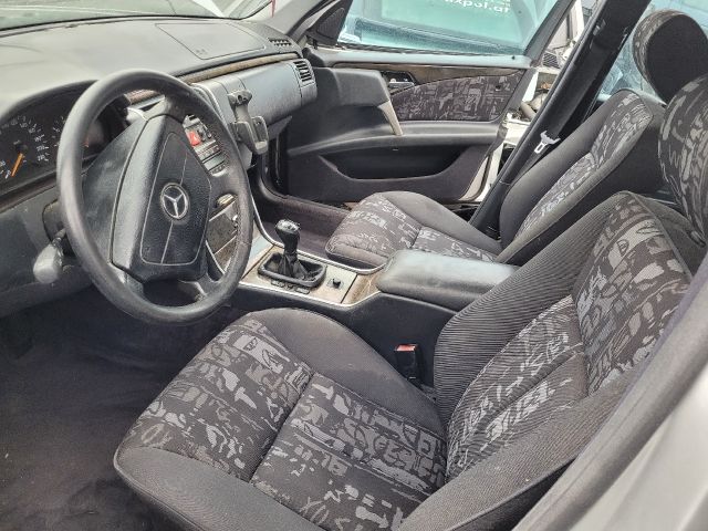 bontott MERCEDES-BENZ E-CLASS Bal első Ülés