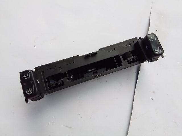 bontott MERCEDES-BENZ E-CLASS Bal első Ülésfűtés Kapcsoló