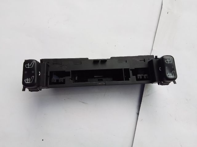 bontott MERCEDES-BENZ E-CLASS Bal első Ülésfűtés Kapcsoló