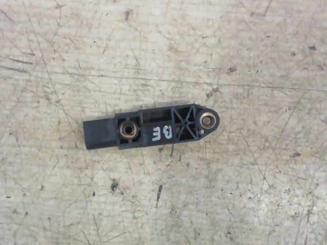 bontott MERCEDES-BENZ E-CLASS Bal első Ütközés Érzékelő (Homlokfalon)