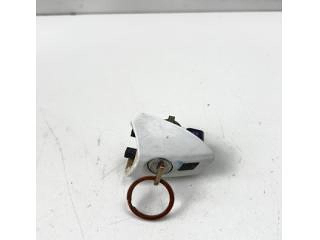 bontott MERCEDES-BENZ E-CLASS Bal első Zárbetét