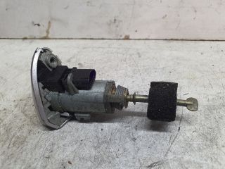 bontott MERCEDES-BENZ E-CLASS Bal első Zárbetét