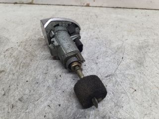 bontott MERCEDES-BENZ E-CLASS Bal első Zárbetét