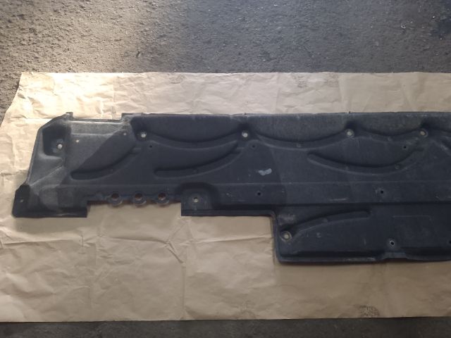 bontott MERCEDES-BENZ E-CLASS Bal Fenéklemez