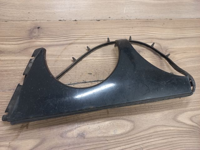 bontott MERCEDES-BENZ E-CLASS Bal Fényszóró Bajusz Díszléc