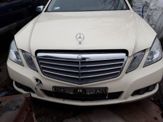 bontott MERCEDES-BENZ E-CLASS Bal Fényszóró