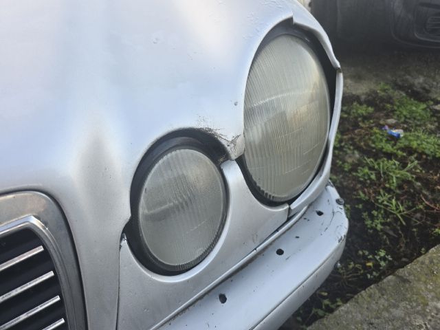 bontott MERCEDES-BENZ E-CLASS Bal Fényszóró