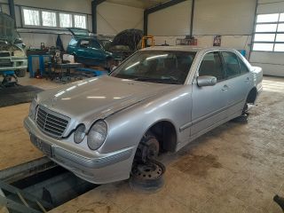 bontott MERCEDES-BENZ E-CLASS Bal Fényszóró