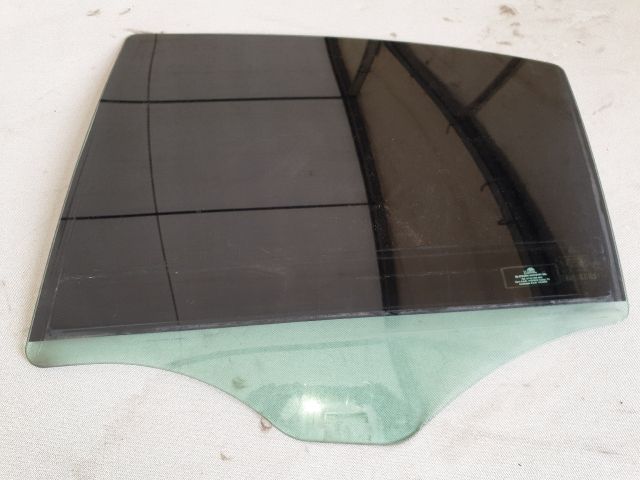 bontott MERCEDES-BENZ E-CLASS Bal hátsó Ablak