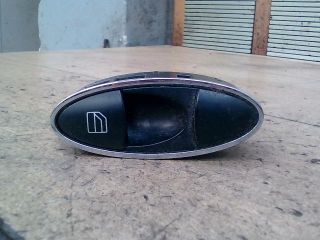 bontott MERCEDES-BENZ E-CLASS Bal hátsó Ablakemelő Kapcsoló