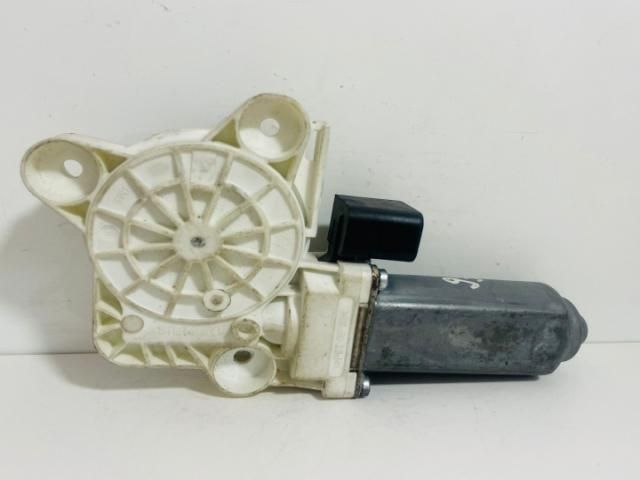 bontott MERCEDES-BENZ E-CLASS Bal hátsó Ablakemelő Motor