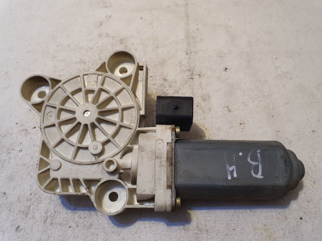 bontott MERCEDES-BENZ E-CLASS Bal hátsó Ablakemelő Motor